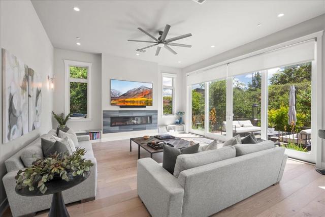 115 Wika Ranch Court, Redwood City CA: https://media.crmls.org/mediaz/454bf88e-c0cb-4b75-985a-305dc978ac5a.jpg