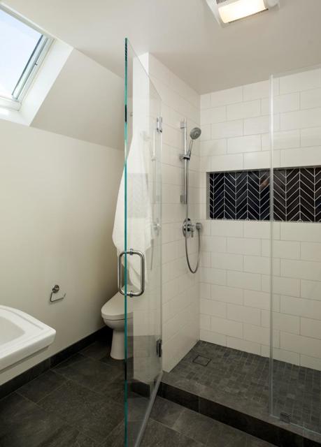 331 Arlington Road, Redwood City CA: https://media.crmls.org/mediaz/454c2ce9-70cd-44e6-9b4c-52a5c31496f3.jpg