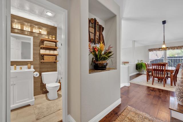2106 Laura Dr, Escondido CA: https://media.crmls.org/mediaz/454c7201-f3ed-4e17-8b09-e24201930917.jpg