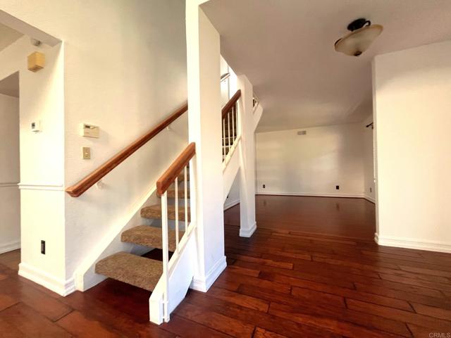 Detail Gallery Image 6 of 35 For 1446 Westmore Pl, Oceanside,  CA 92056 - 4 Beds | 3/1 Baths