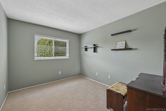 602 HOLLYRIDGE DRIVE, Encinitas CA: https://media.crmls.org/mediaz/455020b9-0814-4b0d-ac09-413918741037.jpg