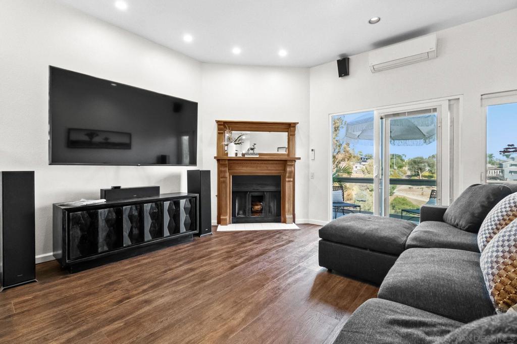 1449 Edgemont Street - photo 5