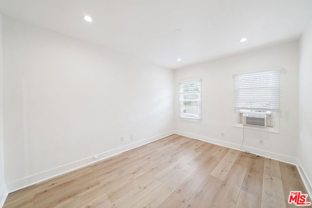 7926 Fountain Avenue photo 9