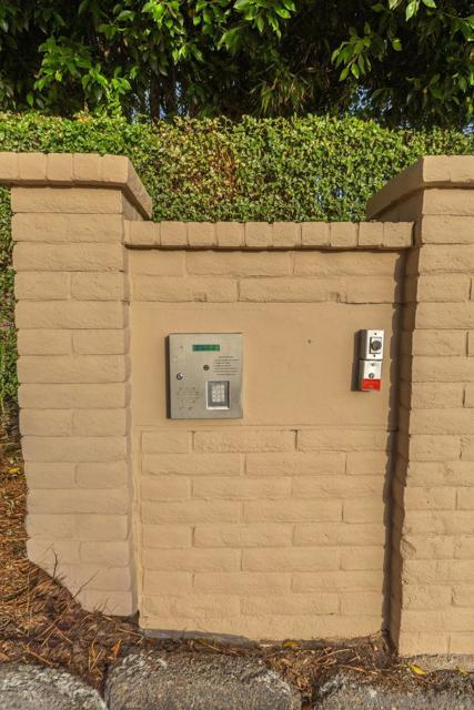 1363 Timberpond Dr, El Cajon CA: https://media.crmls.org/mediaz/45520138-6096-4a51-a026-3358c0074ad7.jpg