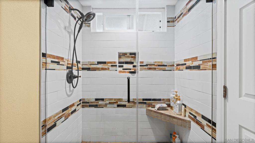 1026 La Reina - photo 19