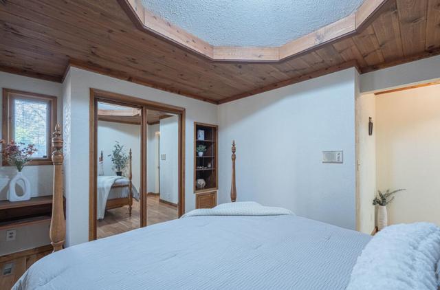 1527 Atherton Way, Salinas CA: https://media.crmls.org/mediaz/45522c4b-c457-4093-b458-0f12ced1bf3f.jpg