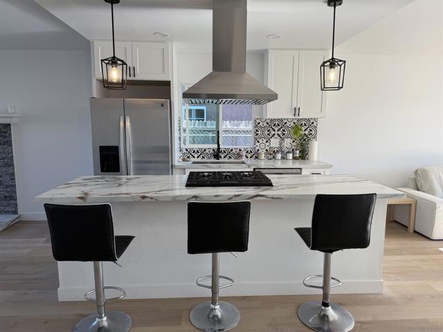 664 Carefree Dr, San Diego CA: https://media.crmls.org/mediaz/4552f21a-e9f5-4f41-9eaf-8edd0e1c0174.jpg