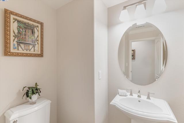 Image 45 of 60 For 2531 Leona Pl