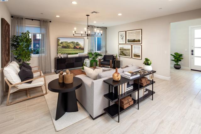 354 Sagebrush Drive, Napa CA: https://media.crmls.org/mediaz/4553e842-2c8e-45e0-aac3-fba95403164f.jpg