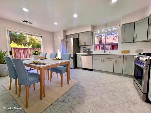 1623 Sawgrass Drive, San Jose CA: https://media.crmls.org/mediaz/455451d8-df15-4cd4-a9a8-1d2ef4506801.jpg