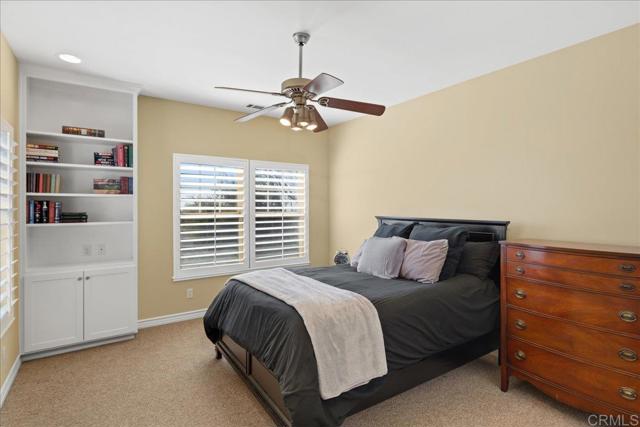 38161 Butterfly Court, Yucaipa CA: https://media.crmls.org/mediaz/4555c054-e253-45aa-bec4-183f10c5be61.jpg