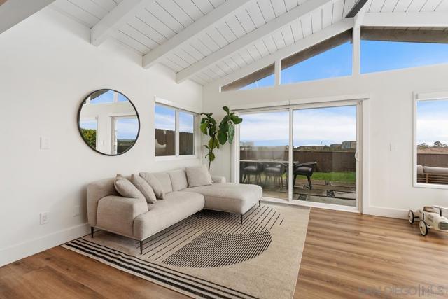 4328 Huggins St, San Diego CA: https://media.crmls.org/mediaz/4556c0dd-d164-4c14-a5a6-baf3f9245cb6.jpg