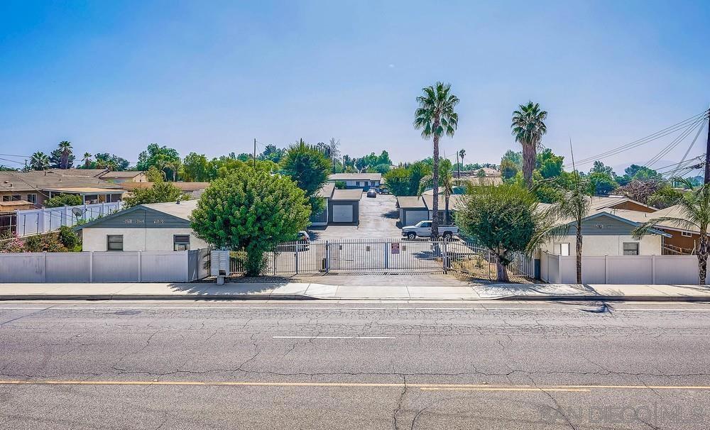 10570 Arlington Avenue, Riverside, CA 92505