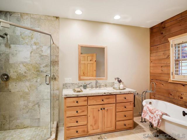 1068 W Incense Cedar Road, Julian CA: https://media.crmls.org/mediaz/4557bf80-e698-457e-8ccc-18f9d43b7e57.jpg