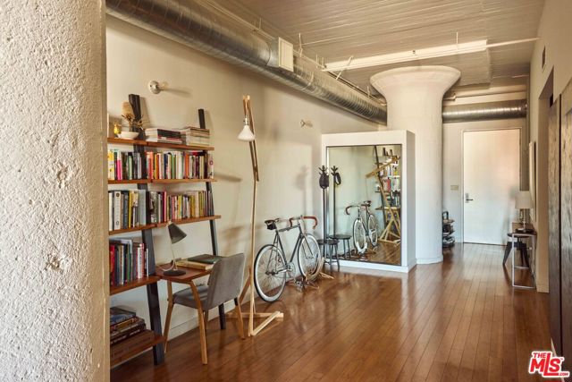 1855 Industrial Street, 416 photo 12