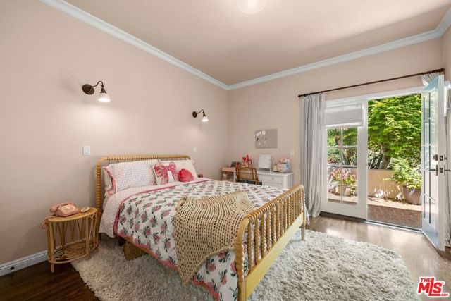 403 S Bundy Drive, Los Angeles CA: https://media.crmls.org/mediaz/4558a1a2-e828-41c1-bfff-18d6b9ae0e18.jpg