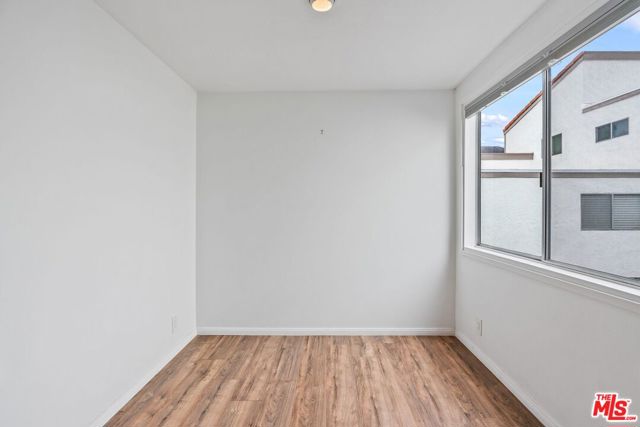 17114 Palisades Circle, Pacific Palisades CA: https://media.crmls.org/mediaz/4558e757-ff2c-4469-8ab1-c5676f3b53f6.jpg