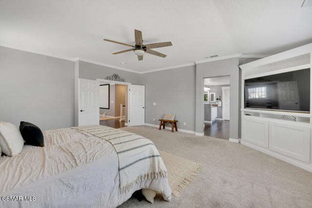 42333 Highland Court, Lancaster CA: https://media.crmls.org/mediaz/455b1732-41d9-4690-80d7-75265d4b83f5.jpg