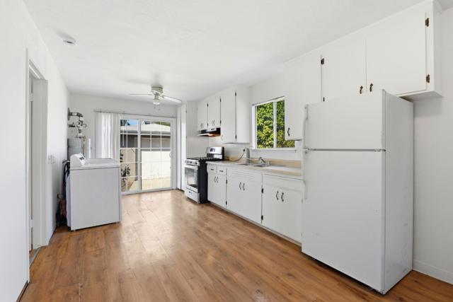 603 Warrington Avenue, Redwood City CA: https://media.crmls.org/mediaz/455b8869-fb19-4b8a-898c-d897216e29d0.jpg