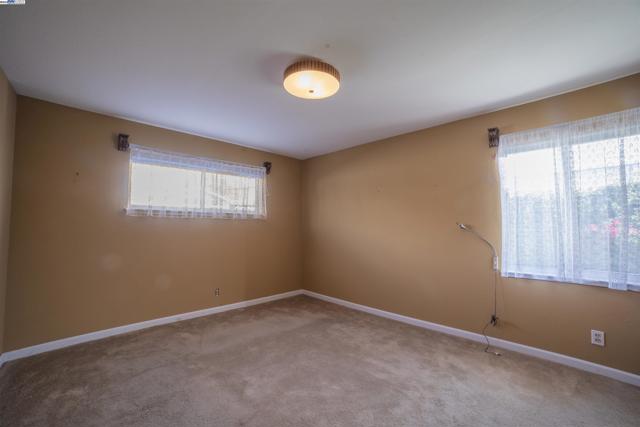 5083 Miramar, San Jose CA: https://media.crmls.org/mediaz/455c3c3a-ca04-4217-9e71-b4c18599c829.jpg
