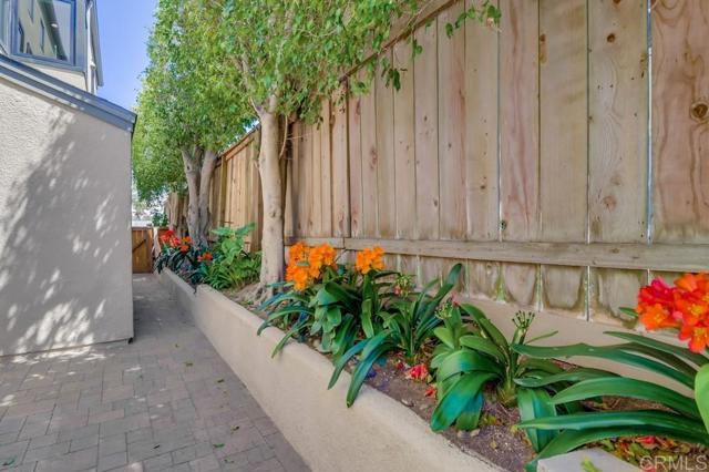 Detail Gallery Image 60 of 66 For 170 Jupiter St a,  Encinitas,  CA 92024 - 4 Beds | 3 Baths