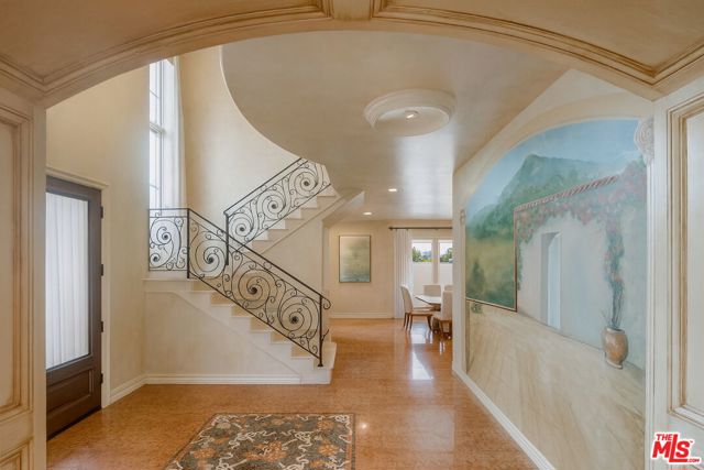 868 Braewood Court, South Pasadena CA: https://media.crmls.org/mediaz/455c431e-382d-4ed9-8c34-d2f3c5e05358.jpg