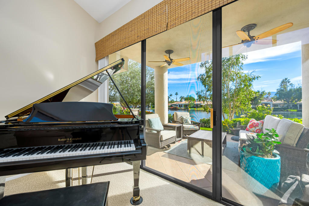 MLS #219141631DA image #13