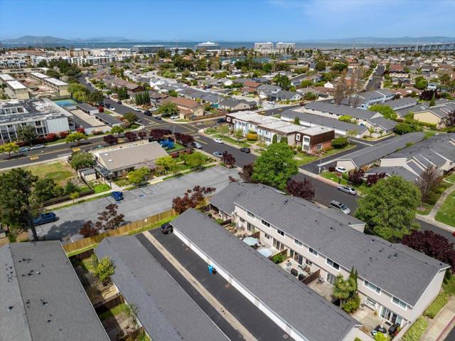 714 Comet Drive, Foster City CA: https://media.crmls.org/mediaz/455f3f3c-0597-44eb-a57d-66257a7b01da.jpg