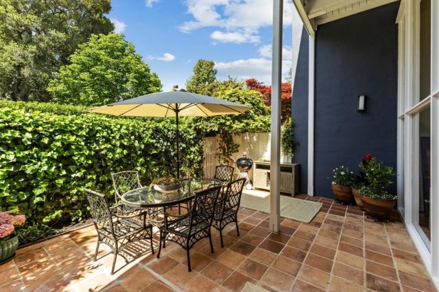 1721 Stone Pine Lane, Menlo Park CA: https://media.crmls.org/mediaz/455fc61a-669c-4c1f-9a57-2c3f1554482f.jpg