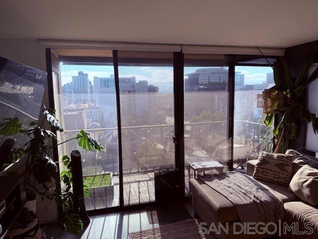 1514 7Th Ave, San Diego CA: https://media.crmls.org/mediaz/4560467b-98c9-4bba-8199-daa4f08da892.jpg