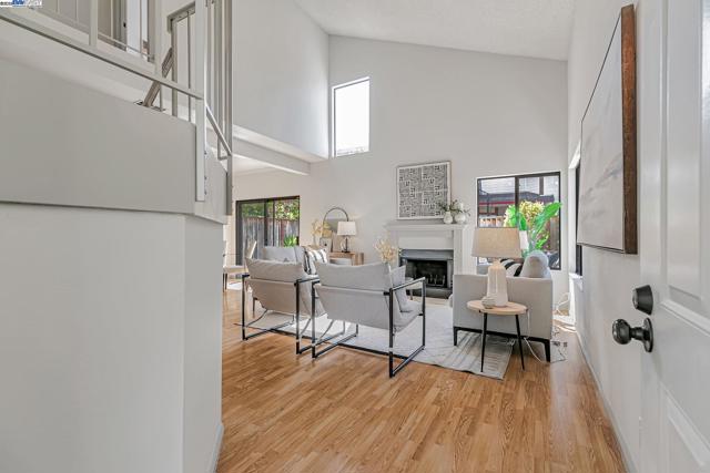 4772 Mendocino Ter, Fremont CA: https://media.crmls.org/mediaz/456103e9-4c0f-4753-98e0-65b8b5fb1901.jpg