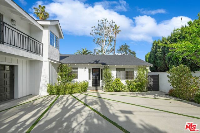 5614 Ponce Avenue, Woodland Hills CA: https://media.crmls.org/mediaz/4561223f-ce4a-44de-bd34-8affe40896a6.jpg