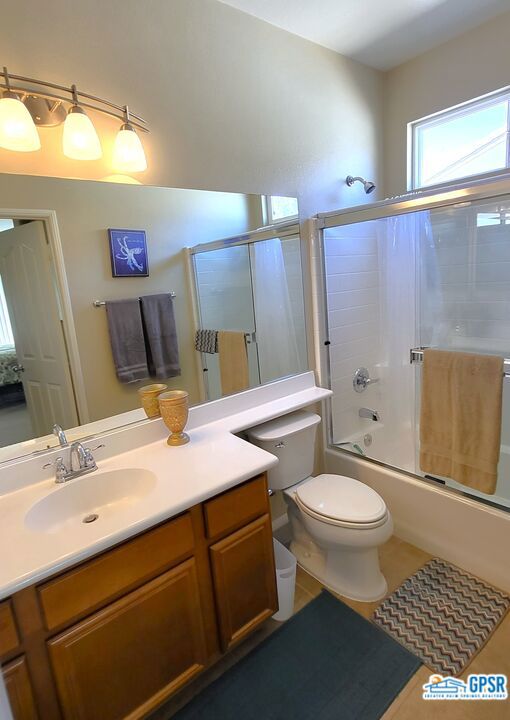 9122 SILVER STAR Avenue, Desert Hot Springs CA: https://media.crmls.org/mediaz/456174af-75f8-4039-93cb-e28538c81118.jpg