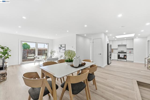 Image 23 of 51 For 1326 Vining Dr