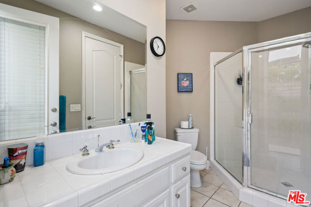 633 Noble Road, Simi Valley CA: https://media.crmls.org/mediaz/4561f7b2-4665-4761-b90b-45a6c82d1c4f.jpg