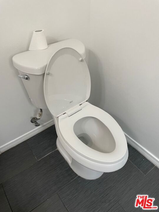 https://media.crmls.org/mediaz/45621909-936a-4b4c-a781-0d1613612406.jpg?preset=X-Large