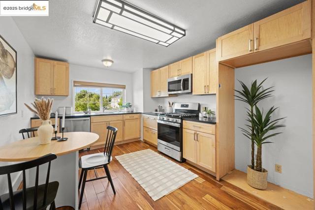 Image 15 of 47 For 9285 D St  