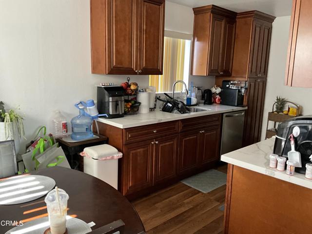 Detail Gallery Image 4 of 28 For 5117 Jefferson Sq, Oxnard,  CA 93033 - 2 Beds | 1 Baths