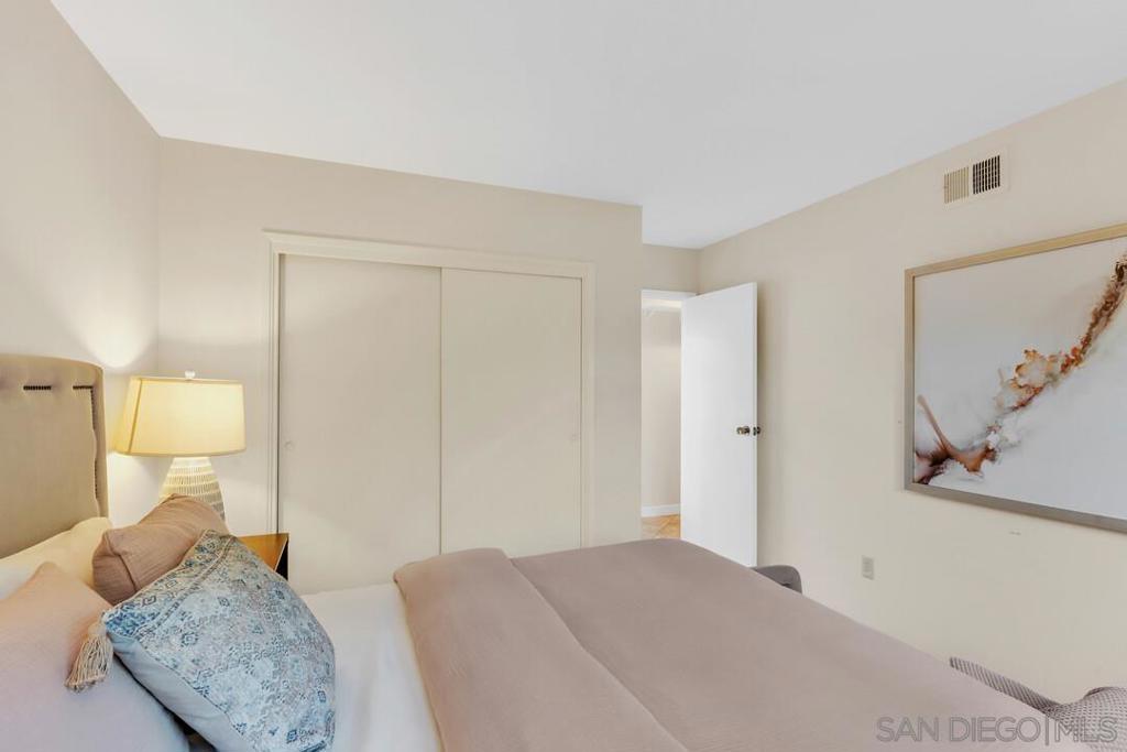 MLS #250042613SD image #20