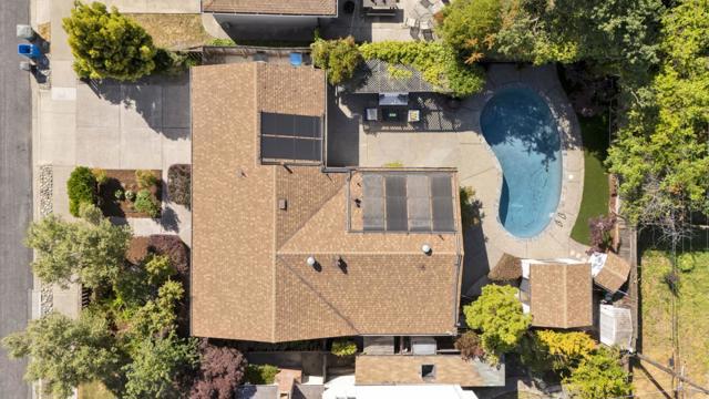 1250 Dewey Street, Redwood City CA: https://media.crmls.org/mediaz/45668744-8dc3-438a-9d94-26af979ae981.jpg