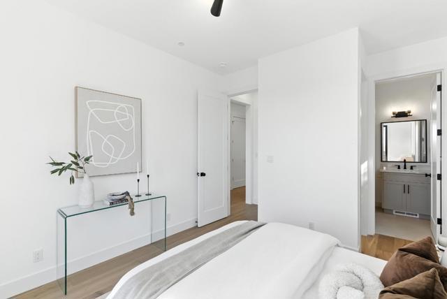 312 W 39th Avenue, San Mateo CA: https://media.crmls.org/mediaz/45675593-8368-4bfe-8064-767223351750.jpg