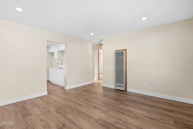 3512 3514 E 7th Street, Los Angeles CA: https://media.crmls.org/mediaz/4567c2e6-4527-4e5e-b3e5-ba77f6575bd8.jpg