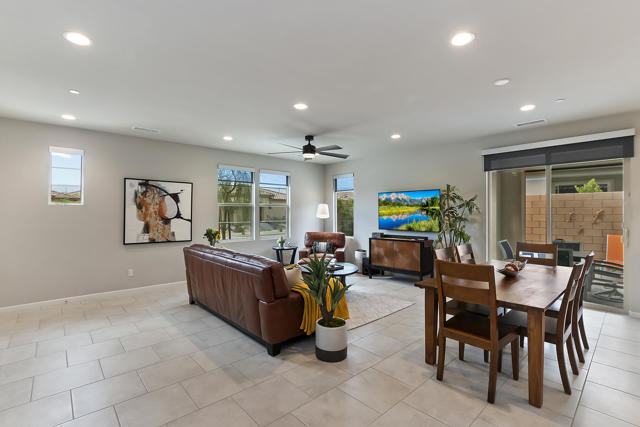 008_Living & Dining Room