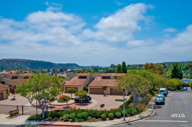 Detail Gallery Image 26 of 63 For 2319 Caringa Way #58,  Carlsbad,  CA 92009 - 2 Beds | 2/1 Baths