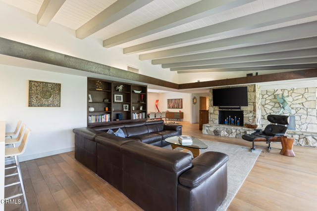 3608 Hampstead Road, La Canada Flintridge CA: https://media.crmls.org/mediaz/456b3469-6c2b-4c19-b32c-e3dc575bb8c4.jpg