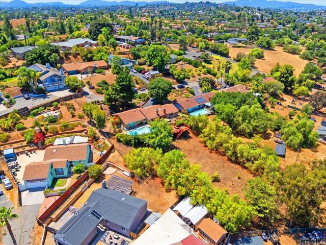Detail Gallery Image 28 of 29 For 2073 Mountain View Dr, Escondido,  CA 92027 - 4 Beds | 2 Baths