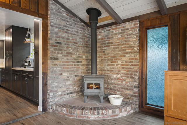 1780 Grove Rd, El Cajon CA: https://media.crmls.org/mediaz/456c9466-5231-4321-93a3-04c2a523c3ad.jpg