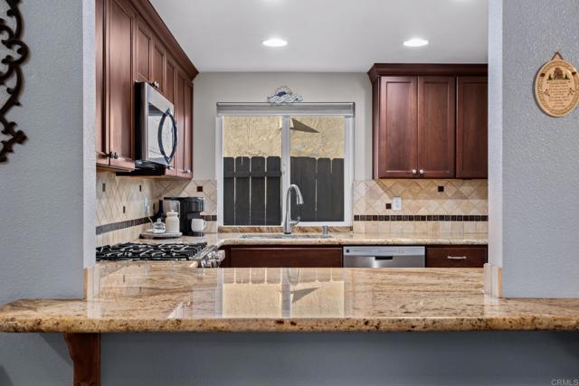Home for Sale in Lakeside