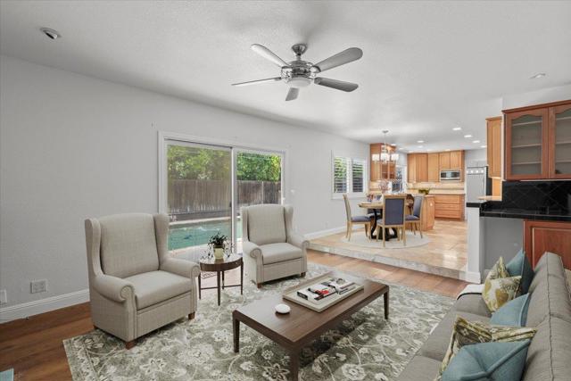 635 Gaundabert Lane, San Jose CA: https://media.crmls.org/mediaz/456df16d-6fd3-4636-8eb5-80d091e8630f.jpg