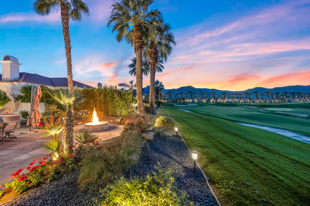 50605 Verano Drive, La Quinta CA: https://media.crmls.org/mediaz/456e1a16-06d4-4d87-827e-96a865fbd958.jpg